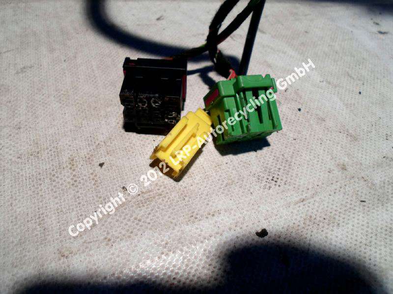 Audi A4 B8 8K Sitz vorn rechts Beifahrersitz Stoff hellgrau BJ2009